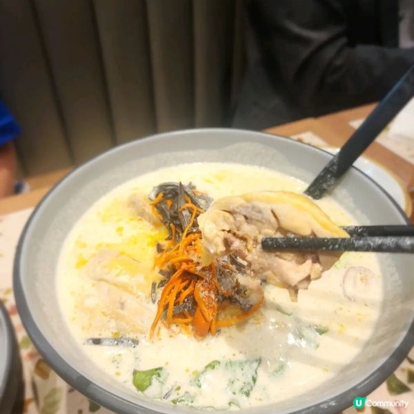 春城銅鍋米線😋尖咀店！酸辣控必試🔥