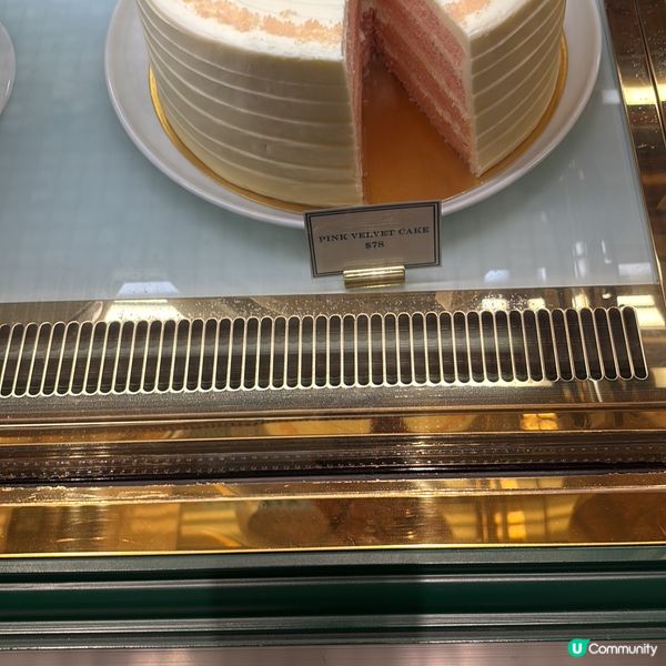 見呢間咖啡店幾靚,於是想入去飲杯咖啡､食一件蛋糕優閒一下,可...