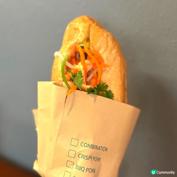 港式越車法包評測！脆到飛起！🥖😋