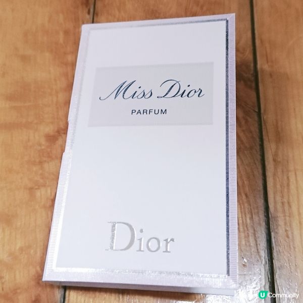  木調香精新登場！🍂 沉穩內斂の妳必試！✨