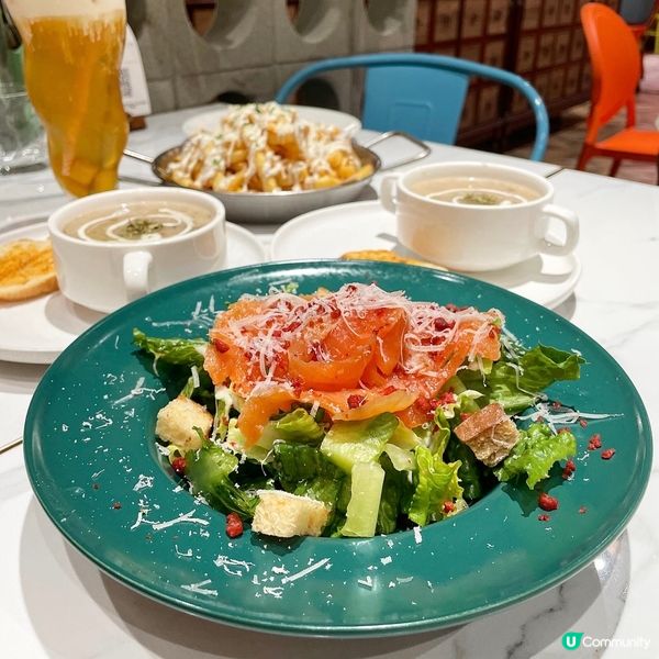 荃灣•生日飯局🥳烤鴨薄餅超驚喜😋千層蛋糕必點🍰