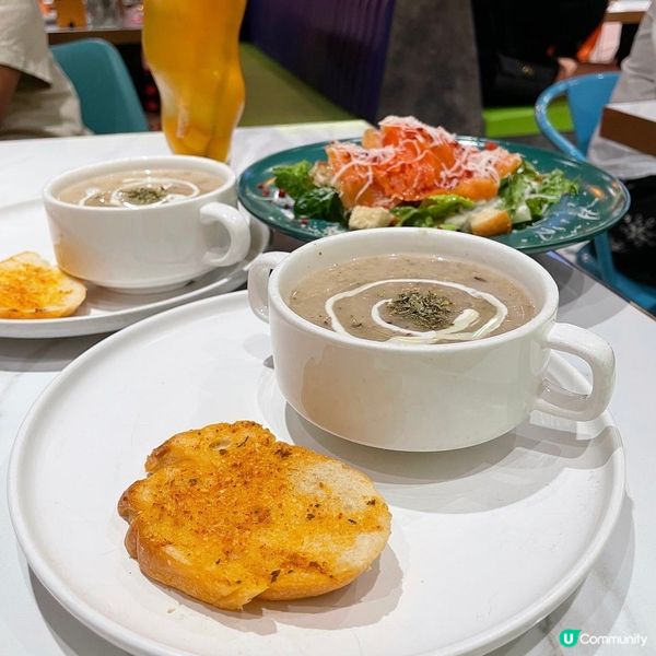 荃灣•生日飯局🥳烤鴨薄餅超驚喜😋千層蛋糕必點🍰