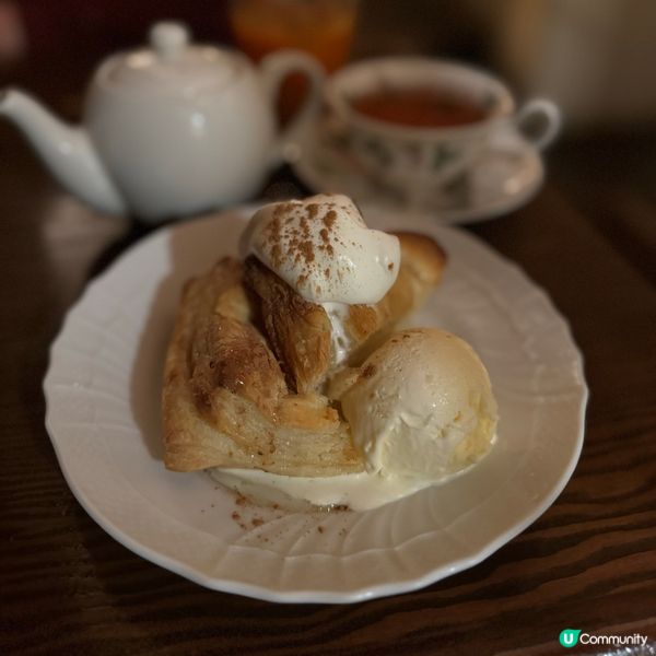 名古屋深夜cafe😇令人驚艷的蘋果批🍎☕️