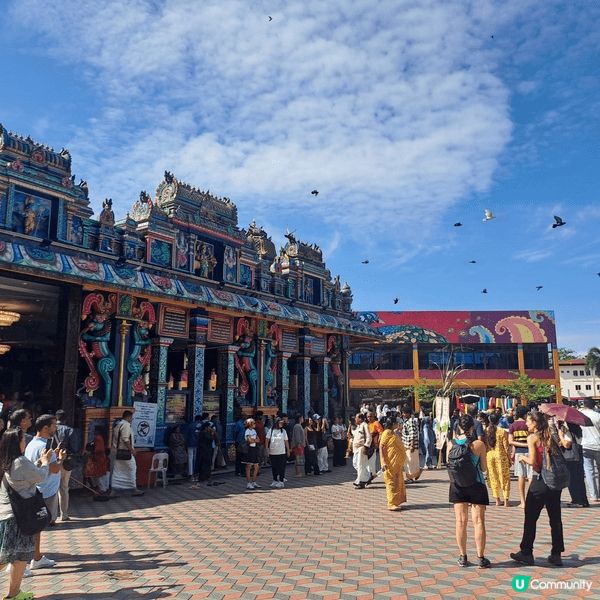 吉隆坡的黑風洞又名”彩虹階梯”‘，‘猴子樂園，而黑風洞也體現...