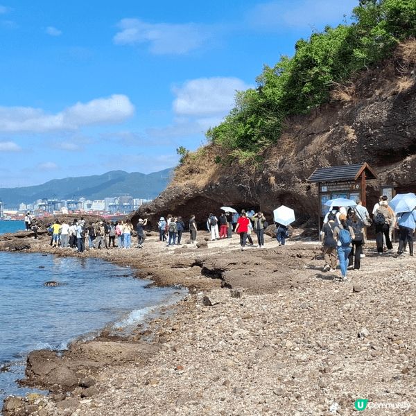 喺馬料水新渡輪碼頭可以乘船到鴨洲，但此渡輪只限星期六、日及公...