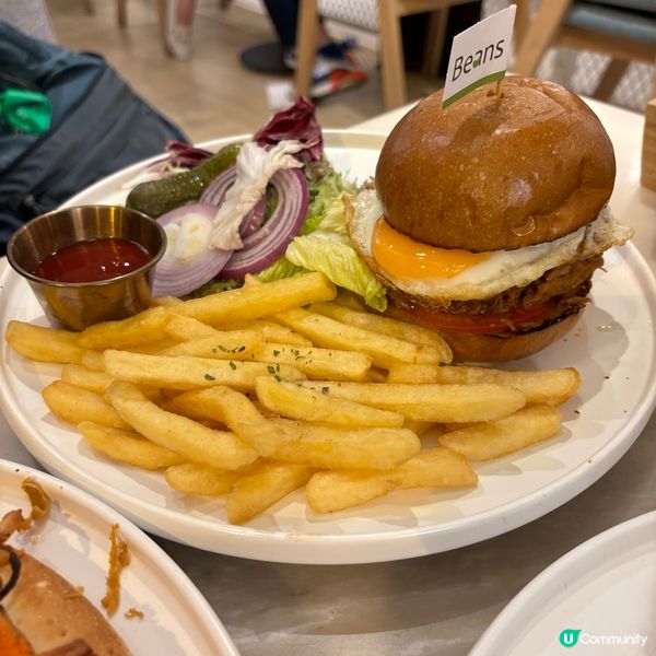 荳子晚餐🤤！手撕豬頸肉漢堡包🍔超正！