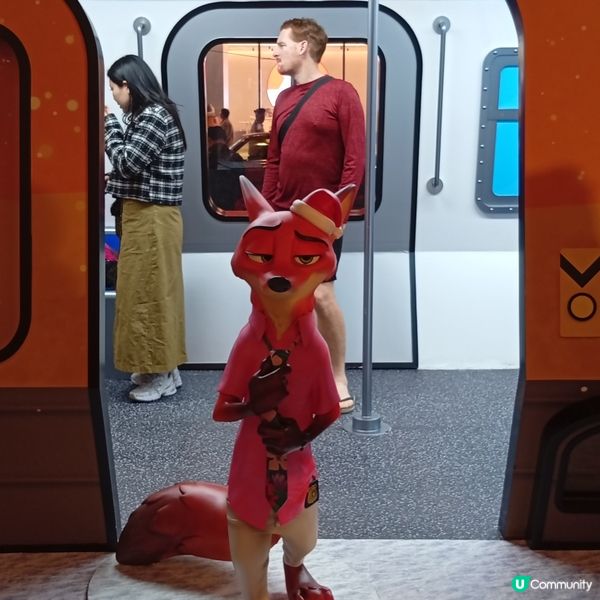 優獸市嚟啦！粉絲去時代廣場打卡📸！