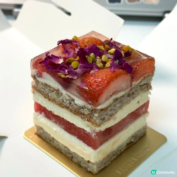 超驚喜的西瓜蛋糕