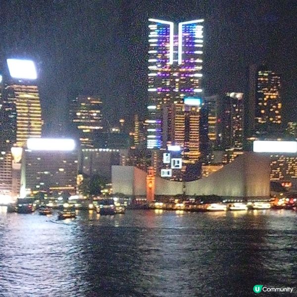 今晚坐摩天輪🎡！觀賞維港夜景，真係靚到爆！🤩