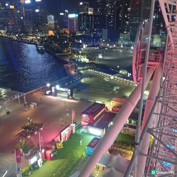 今晚坐摩天輪🎡！觀賞維港夜景，真係靚到爆！🤩