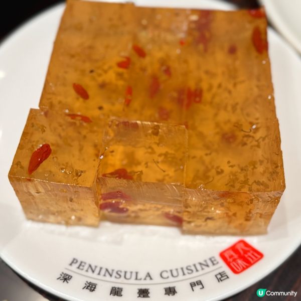 乳豬燒到脆卜卜！😋 肥瘦啱啱好！🤤