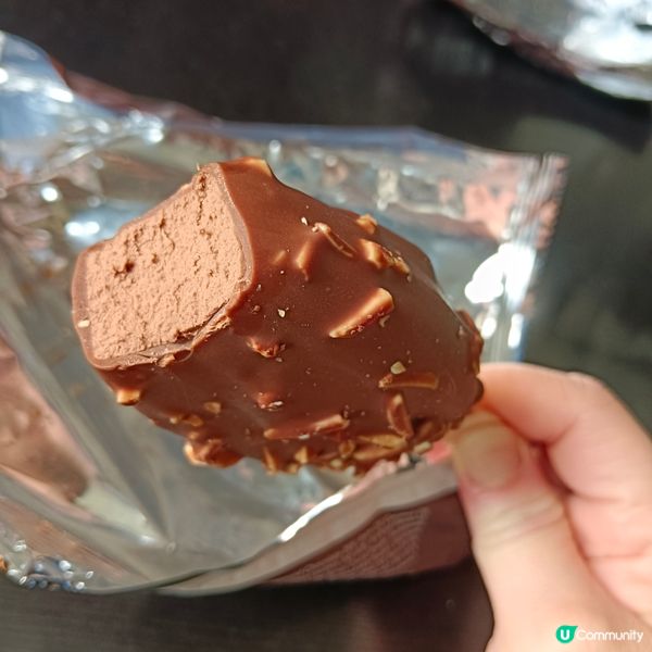 Hershey's chocolate almond雪糕批