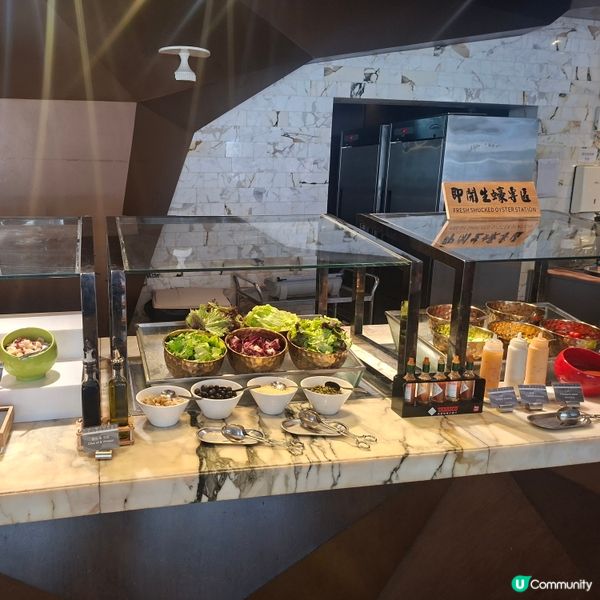 ✨️將軍澳五星級酒店自助午餐🤤多款刺身生蠔選擇🤭多甜品吃