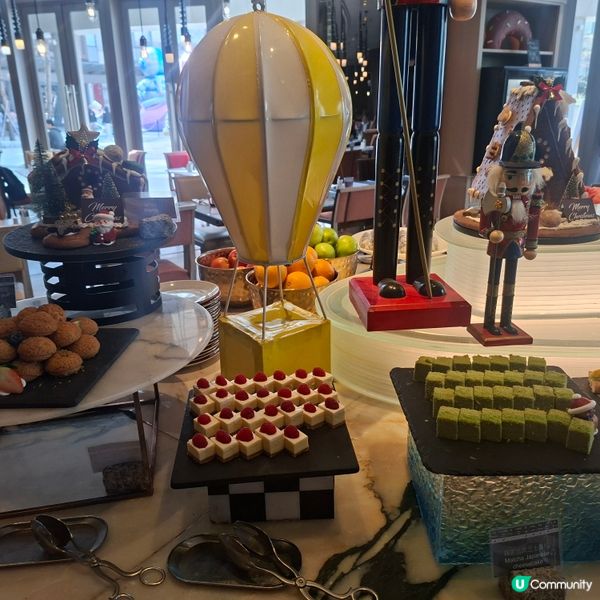 ✨️將軍澳五星級酒店自助午餐🤤多款刺身生蠔選擇🤭多甜品吃