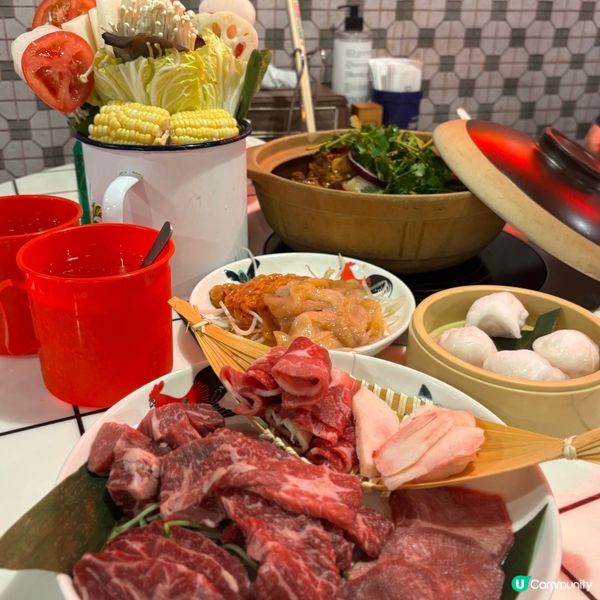 尖沙咀•雞煲聚會任坐🤤 雙雞煲+牛肉拼盤勁正🥩🍲