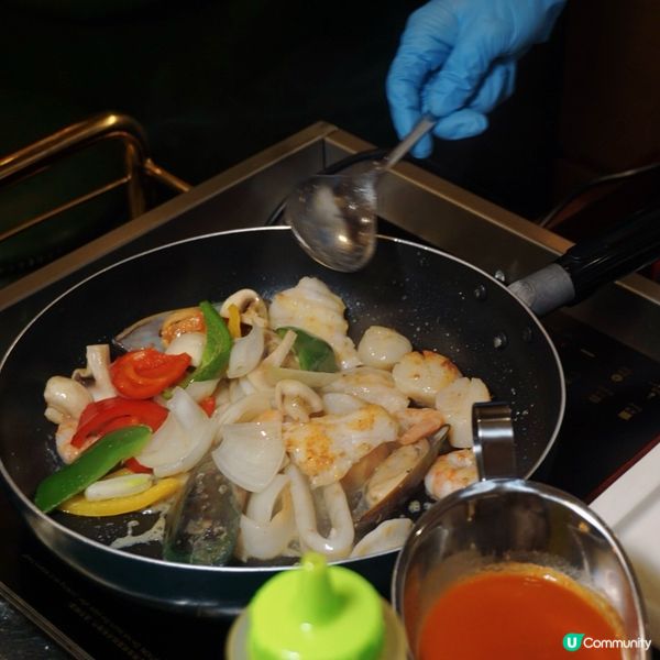 年尾獎勵自己！🦞鴨肝佛跳牆🤤！六國酒店自助餐！🎉