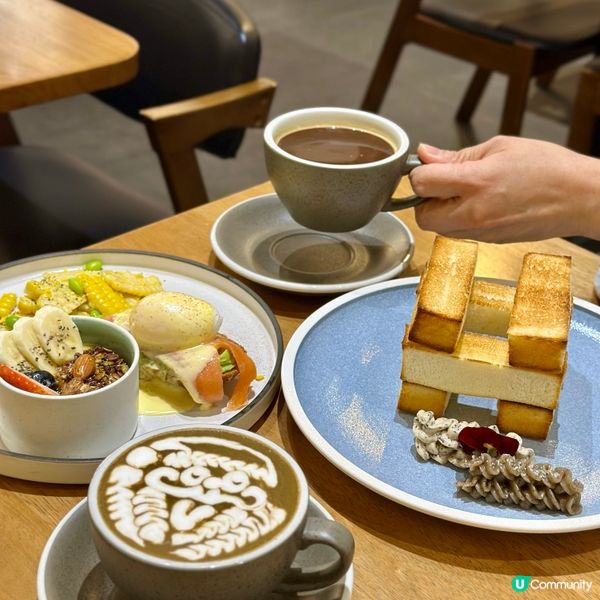 早餐推介😋 炒果仁+班尼迪蛋🤤 抵食！