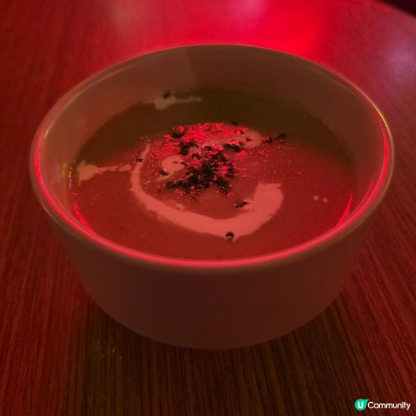 啟德酒吧餐廳餓虎藏龍