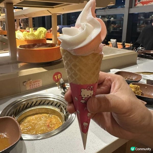 🩷迴轉火鍋🍲鍾意食咩就夾咩😍