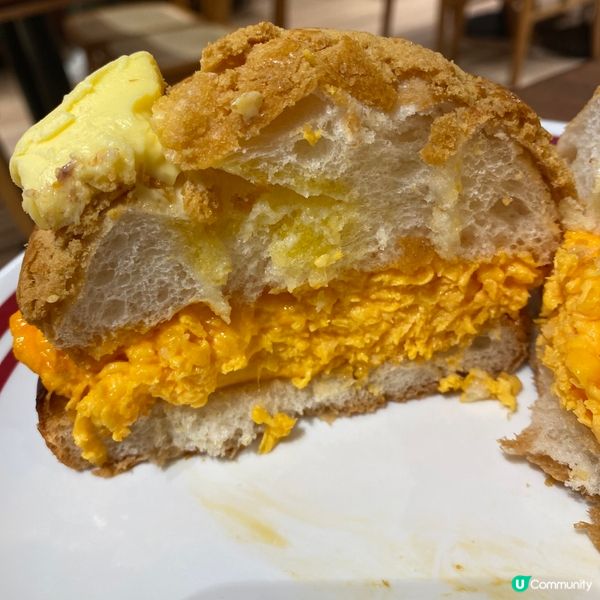 夠哂創新🤗菠蘿滑蛋油🤤招牌爆芝西多士🍞😍