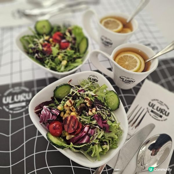 黑白視覺與打卡美食的結合