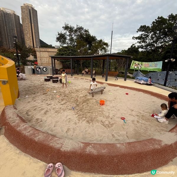 1.  佐敦谷公園親子遊樂天堂！免費放電⚡️！玩足一日🥳！