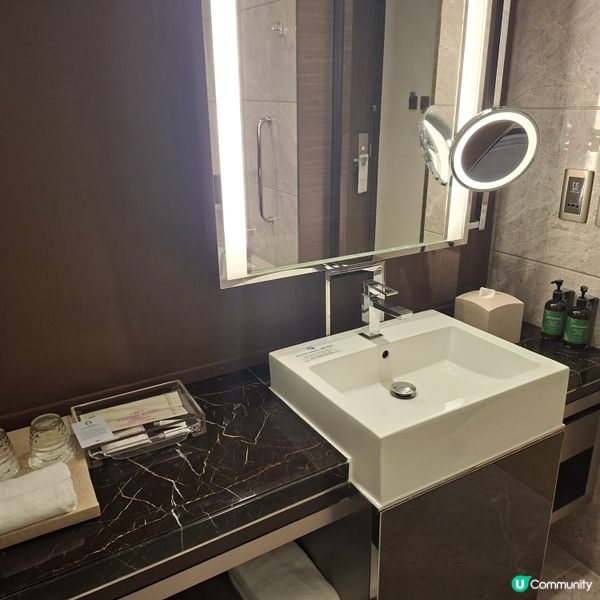 ✨遊香港酒店推介💯將軍澳高質五星級皇冠假日酒店💕高級房