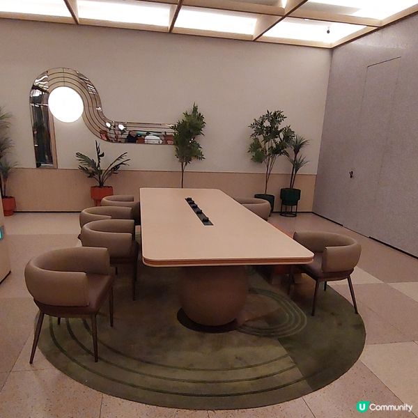 🏨🧳設計新穎～桔子酒店👍