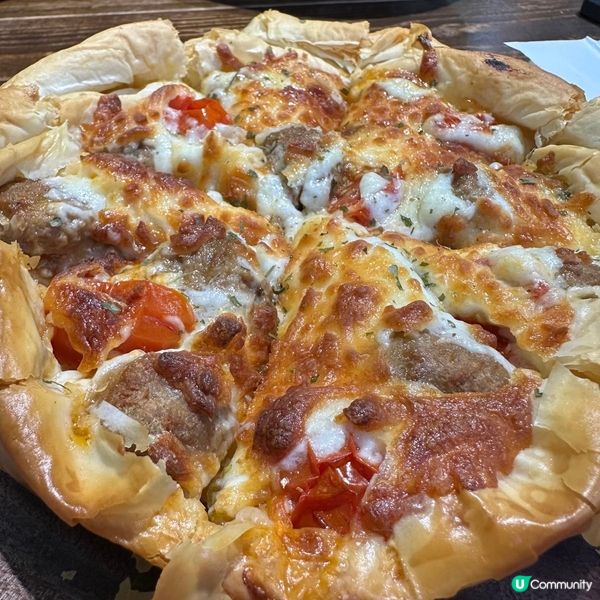 充滿懷舊風小店🤩有驚喜嘅酥皮pizza