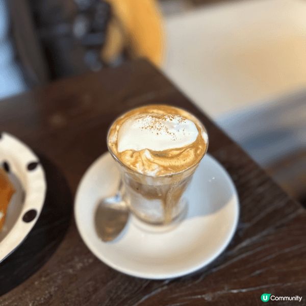 今次去咗深圳嘅一間Bagel Cafe打卡，試咗開心果味同埋...