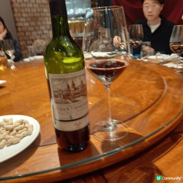 喺灣仔食 免開瓶紅酒 包埋房. 唔知自助餐有冇得包房呢