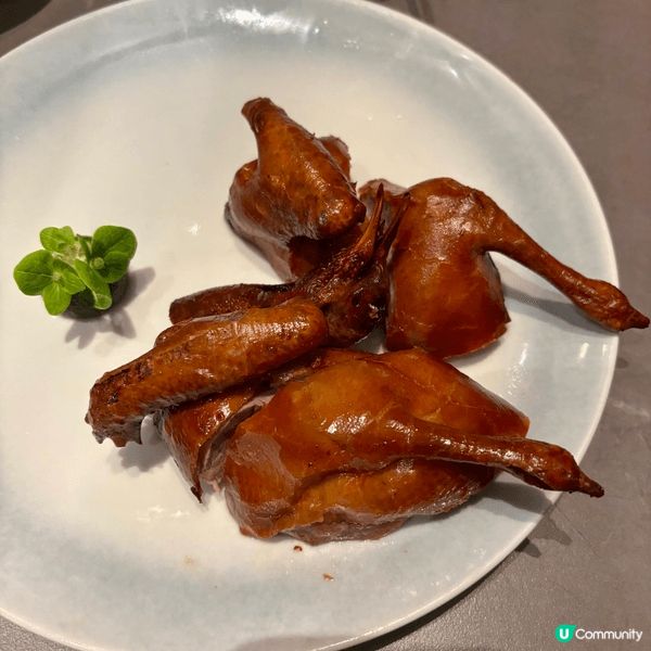 那天去左歡樂海岸玩，晚上去了木南苑食晚飯。點了的團餐味道很唔...