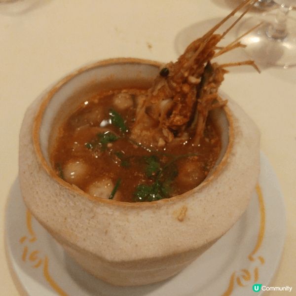 泰式清邁美食，芒果糯米飯，椰青龍蝦海鮮湯