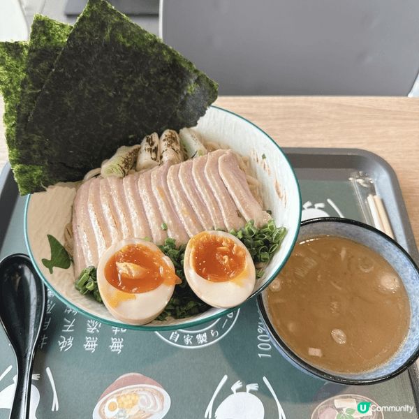 估唔到將軍澳food court都會有鴨肉拉麵，鴨肉沾麵，同...