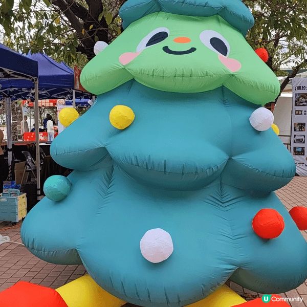 逛逛工展會。多特色食品。掃街。又買了湯劵和零食。