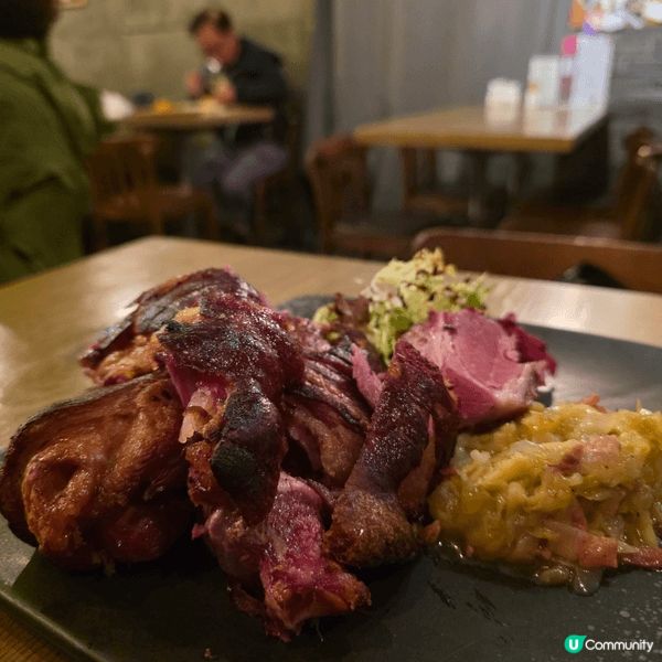 今晚喺 荃灣西式餐廳Vision 8 嘆咗一餐滿足嘅晚餐，環...