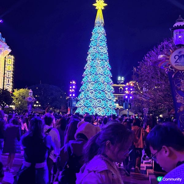 西九文化區藝術公園夜色迷人，是觀賞維港夜景的絕佳地點🤩越北餐...