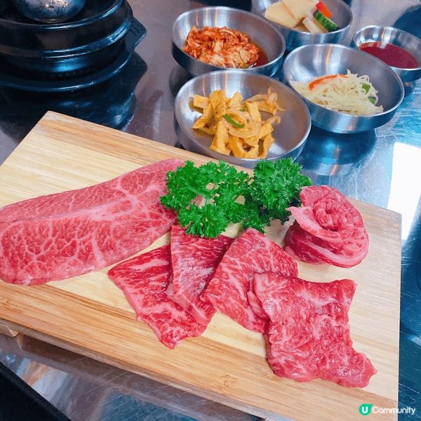 好少食有牛內臟既韓燒，哩間就有啦，好多人都唔敢食內臟，怕有膽...