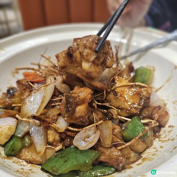 必食鹵水鵝與煲仔菜