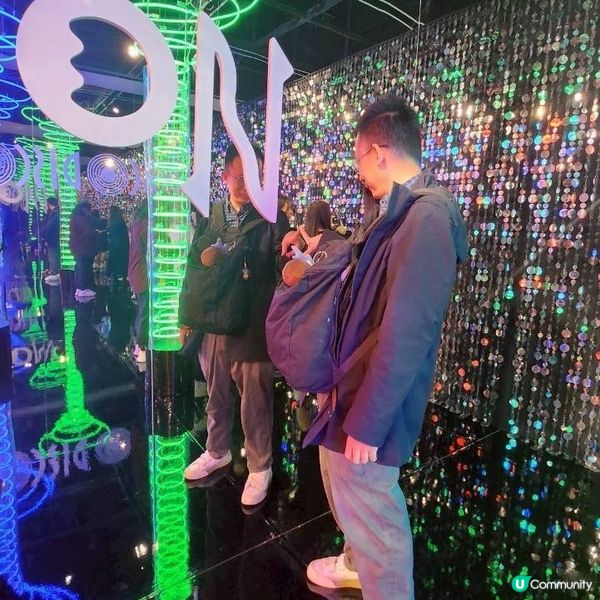 《璀璨霓虹》霓虹燈展覽