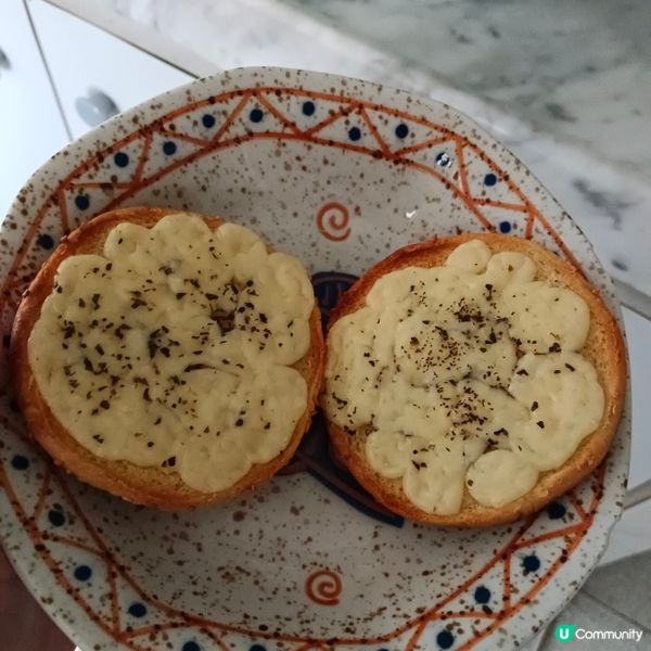 用明治北海道十勝熟成車打芝士做早餐