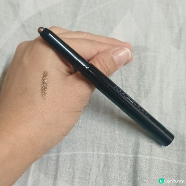 柔滑眼影筆✨持妝一整天👍