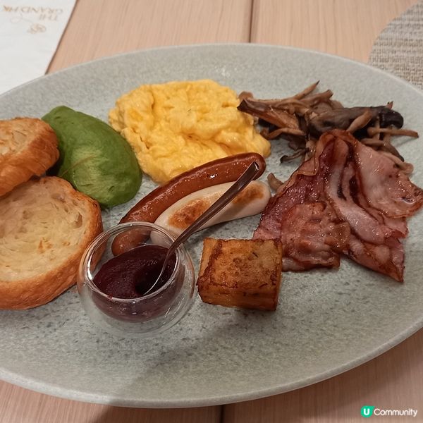 全日早餐。Bakery by the Grand 