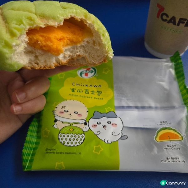 試食吉伊卡哇蜜瓜吉士包！🍈😋