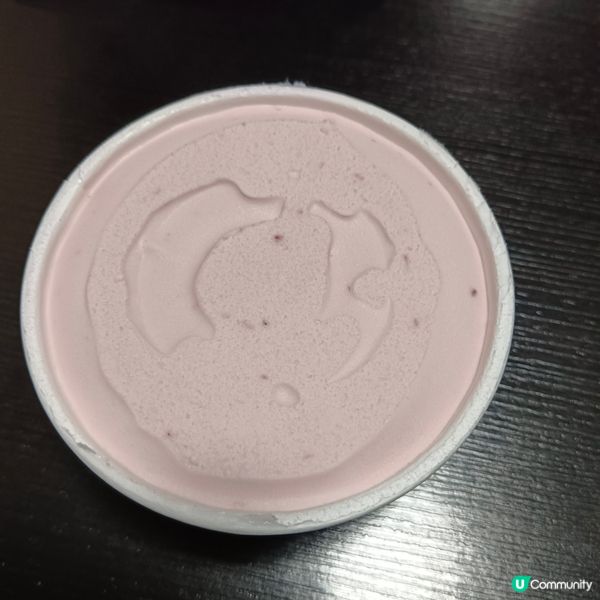 MOW草莓煉乳味雪糕