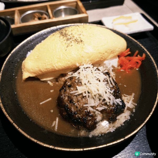 呢間餐廳位於Airside，叫做京都勝牛，強烈推介佢嘅漢堡奄...