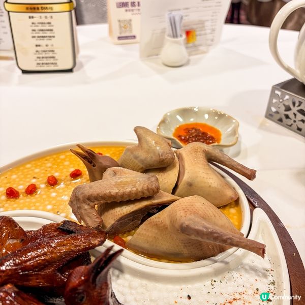 話咁快又過年喇🧧今年團年飯唔洗阿媽咁辛苦,一於出去食餐好既😆...