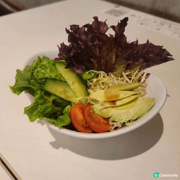 朋友介紹，觀塘有間西餐，價錢親民，最平既意粉都唔使$70就搞...