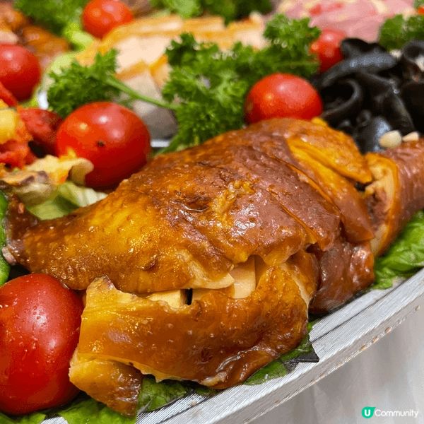 呢個大快活嘅盆菜，性價比好高，份量同用料都比想像中好。大蝦大...