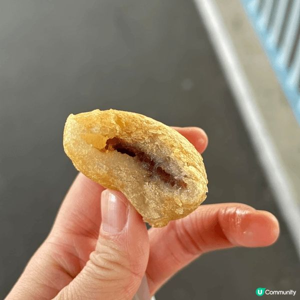 豆沙軟角係我最愛嘅過年小食，脆脆地嘅外層，煙靭嘅皮包住豆沙，...